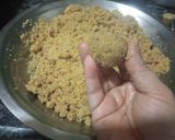A picture of step 3 of Besan suji Mawa ladoo.