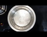 A picture of step 3 of Chicken salami chaap.