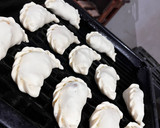 Foto del paso 6 de la receta: Empanadas de carne cortada a cuchillo