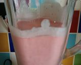 A picture of step 2 of Vickys Strawberry Ice Cream, GF DF EF SF NF.