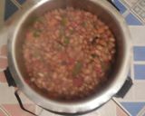 A picture of step 6 of Yellow beans stew with soft layered chapos.