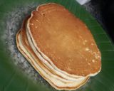 A picture of step 7 of Pancakes.