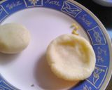 A picture of step 3 of Sooji Ki Kachori.