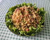 Une image de l'étape 26 de Taboulé aux tomates, légumes, raisins, herbes et épices.