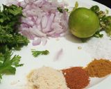 A picture of step 2 of Maida wala aloo ka paratha.
