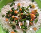 A picture of step 2 of Dambun shinkafa with vegetables soup.
