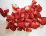 Foto langkah ke 2 dari resep Sorbet Mangga Topping Strawberry.
