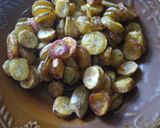 Foto langkah ke 4 dari resep Sambal Teri Pisang Muda.
