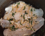 Foto del paso 1 de la receta: Filete de pescado al ajo y perejil