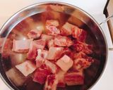 A picture of step 1 of Sweet and Sour Pork Ribs.