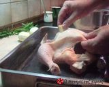 Φωτογραφία βήματος 4 της συνταγής Ψητό κοτόπουλο με τραγανή πέτσα; Μάλιστα!!!