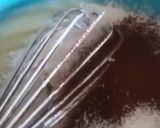 صورة لخطوة 2 من وصفة كيكة الشوكولاطة في المقلاة 🍰🍫