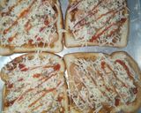 Foto langkah ke 3 dari resep Pizza Roti Tawar.