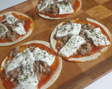 Foto del paso 2 de la receta: 🍕Mini pizzas de atún o pata