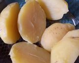 Foto langkah ke 1 dari resep Perkedel Kentang Bawang (garing diluar lembut & kenyal didalam).