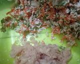 Foto langkah ke 4 dari resep Sawi gulung isi sayuran.
