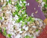 A picture of step 3 of Mushroom sandwich.
