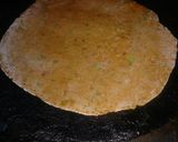 A picture of step 4 of Daal ki roti.