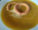 Foto del paso 3 de la receta: Crema de calabaza🎃, puerro y zanahoria🥕🥛🍲