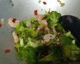 Foto langkah ke 4 dari resep Brokoli aroma bawang putih.