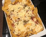 A picture of step 5 of Chilli nachos & salsa.