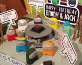 A picture of step 12 of Vickys 'Among Us' Cake Decoration Idea.