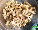 Foto langkah ke 1 dari resep Pare Oseng Tempe.