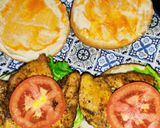 A picture of step 3 of Grilled Chicken Fillet Burgers.