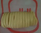 Foto langkah ke 4 dari resep Wool Roll Bread /Roti sobek kekinian.