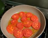 Foto del paso 4 de la receta: Tortilla de tomate frito