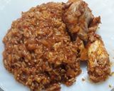 Foto del paso 4 de la receta: Arroz con pollo y salsa de tomates en wok