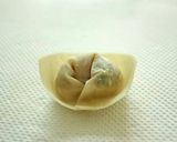 A picture of step 6 of Home-made wonton soup.