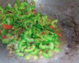 Foto langkah ke 3 dari resep Oseng Pare Teri medan.