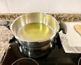 Foto del paso 3 de la receta: Bacalao desalado con espinacas y garbanzos