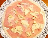 Foto del paso 3 de la receta: Medialunas de Jamón y queso fáciles y rápidas