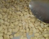 صورة لخطوة 1 من وصفة زبدة الفول السوداني بمكون واحد
