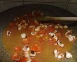 Spaghetti with octopus and fresh tomato sauce recipe step 2 photo