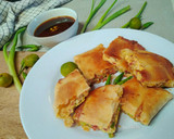 Foto langkah ke 6 dari resep Martabak Telur Rumahan.