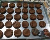 Foto langkah ke 5 dari resep Coklat Cookies.