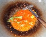 Foto langkah ke 2 dari resep Balado Ikan Asin Tipis.