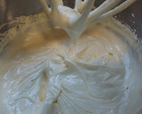 Foto del paso 3 de la receta: Bizcocho con trocitos de dulce de membrillo y chocolate