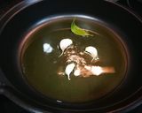 Foto del paso 3 de la receta Trozos de pollo de corral con castañas en salsa al vino blanco
