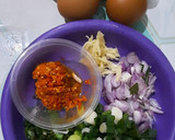Foto langkah ke 1 dari resep Telur Dadar Padang.