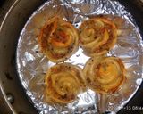 A picture of step 5 of Stuffed Roses.