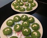 A picture of step 2 of Hara bhara kababs.