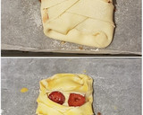 Foto del paso 11 de la receta: "The Mummy". Hojaldre relleno de queso fresco y fresas con miel