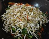 Foto langkah ke 5 dari resep Tahu Isi Sayuran.