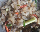 Foto langkah ke 3 dari resep Oseng Kikil.