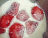 A picture of step 3 of Strawberry Shake.