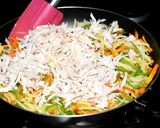 A picture of step 2 of Crispy chicken spring rolls #cookpadramadan #sehricontest.
